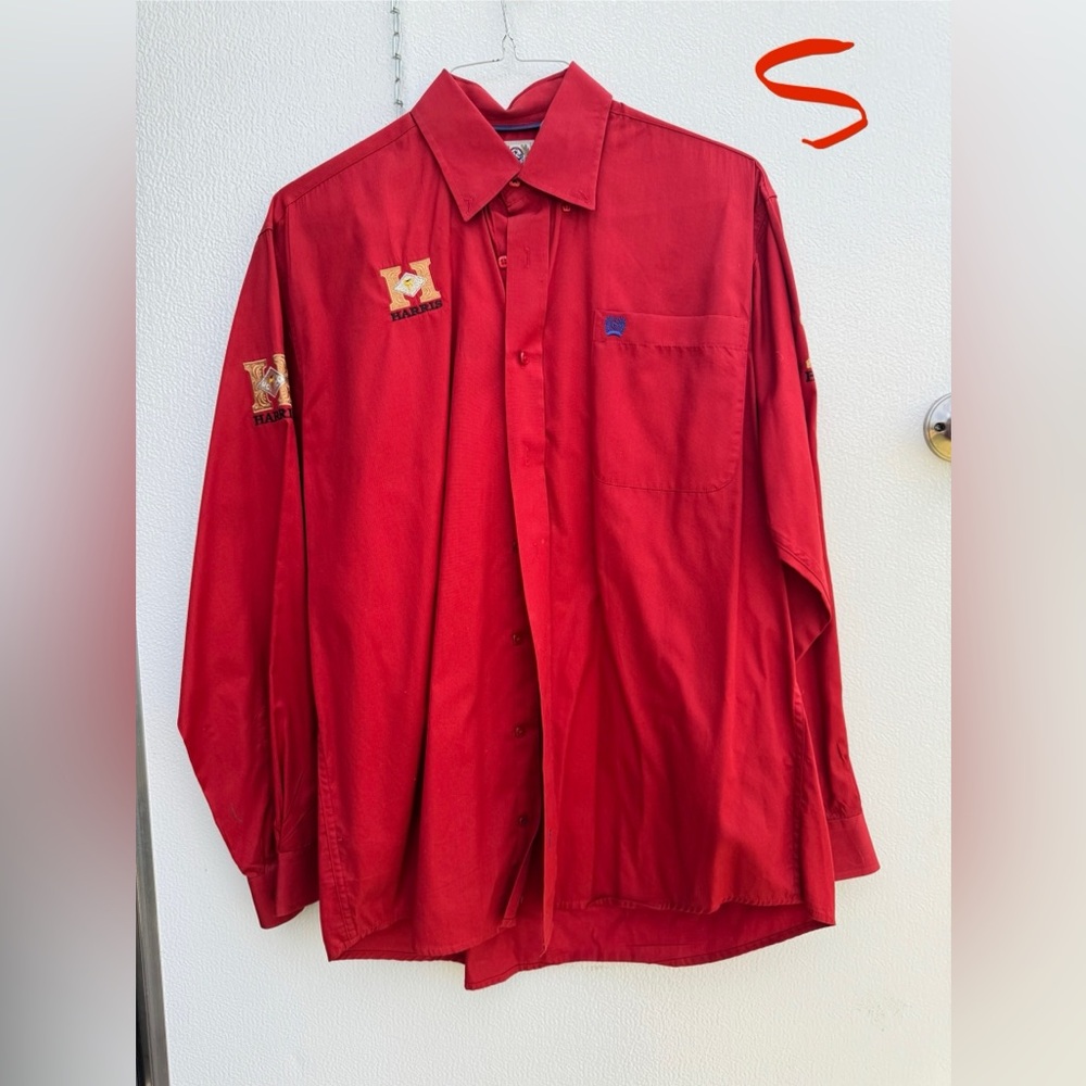 Men’s cinch button up size small